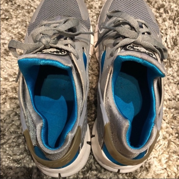 Grey white blue green womens size 10 NIKE HURRACHES SNEAKERS BUNDLE TWO FOR ONE - Picture 8 of 13